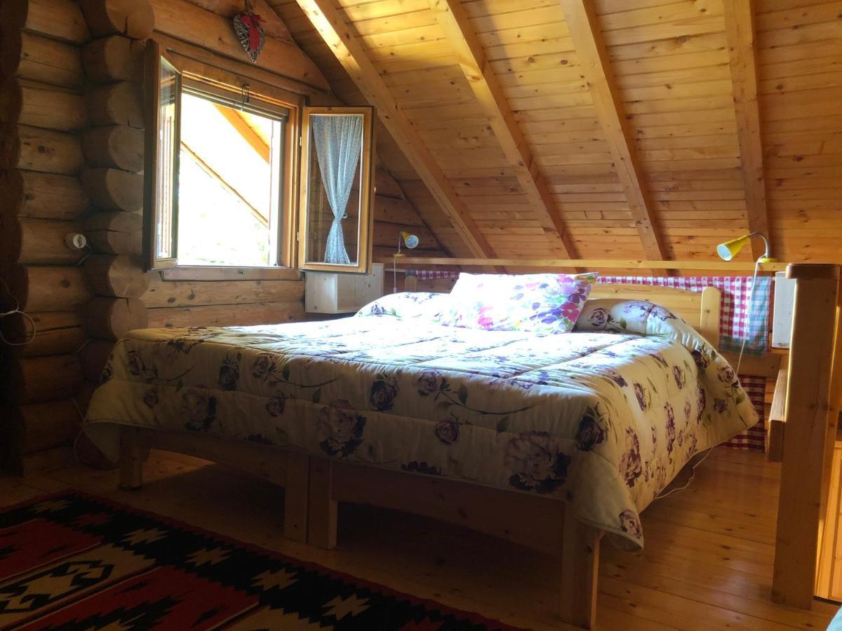 B&B Le Corone - Chalet Nel Bosco Cavalo Экстерьер фото